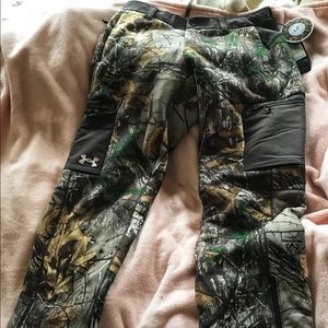 Under Armour realtree camouflage fleece pants